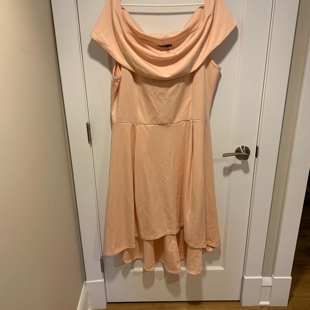 SOLD Boohoo New Off the Shoulder Hi Lo Midi Dress - Picture 2 of 15